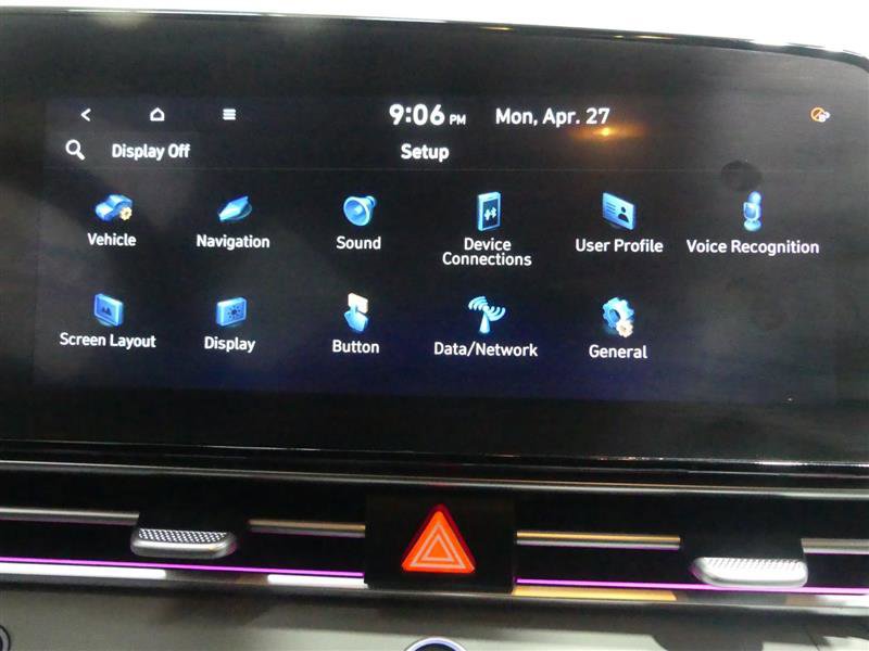 Used 2024 Hyundai Elantra SEL FWD image 45