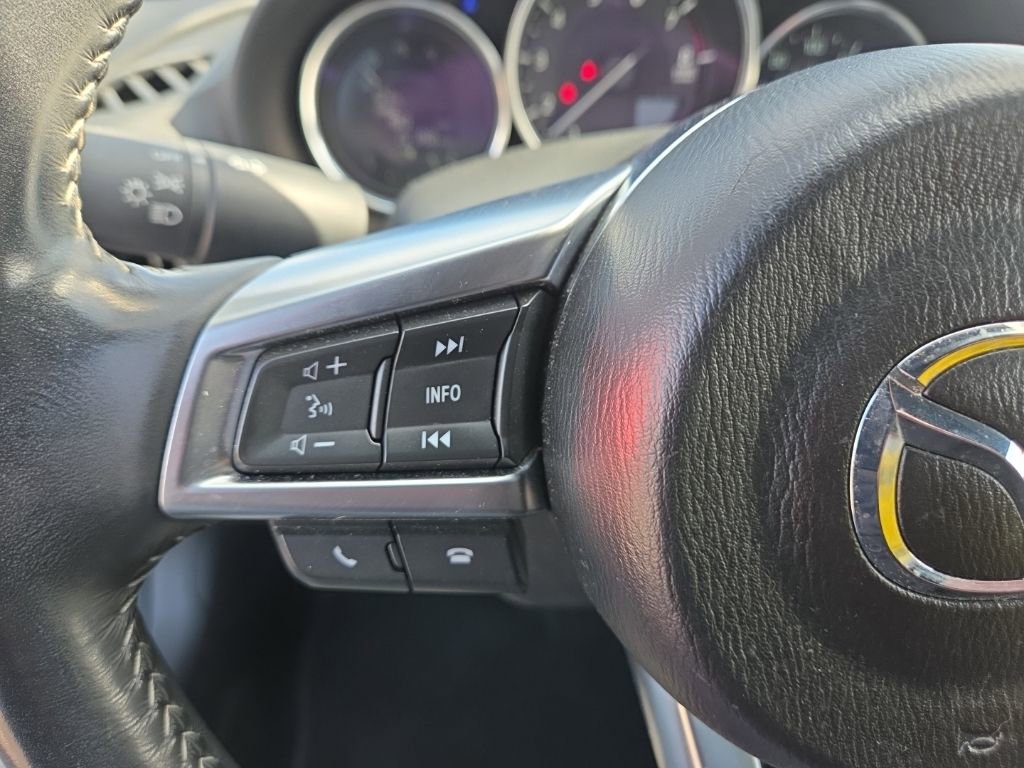 Used 2021 MAZDA MX-5 Miata Club image 23