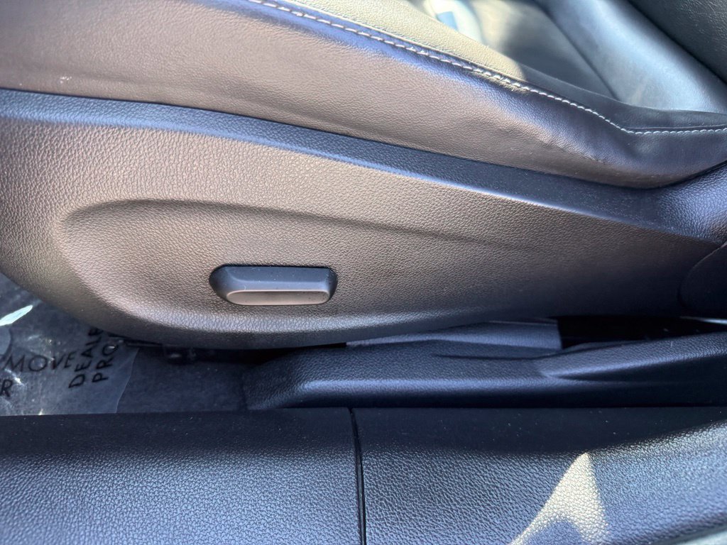 Used 2015 Chevrolet Cruze LTZ w/ Sun, Sound and Sport Package FWD image 12