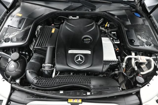 Used 2016 Mercedes-Benz C 300 4MATIC Sedan image 33