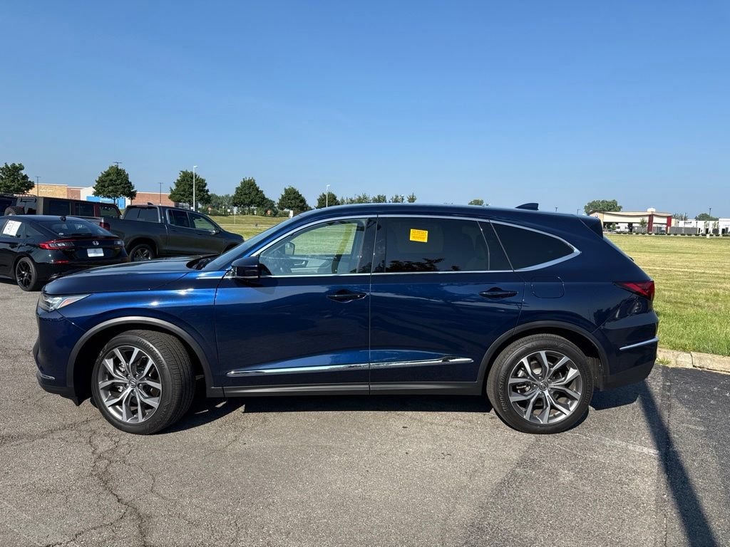 Used 2024 Acura MDX SH-AWD w/ Technology Package image 4