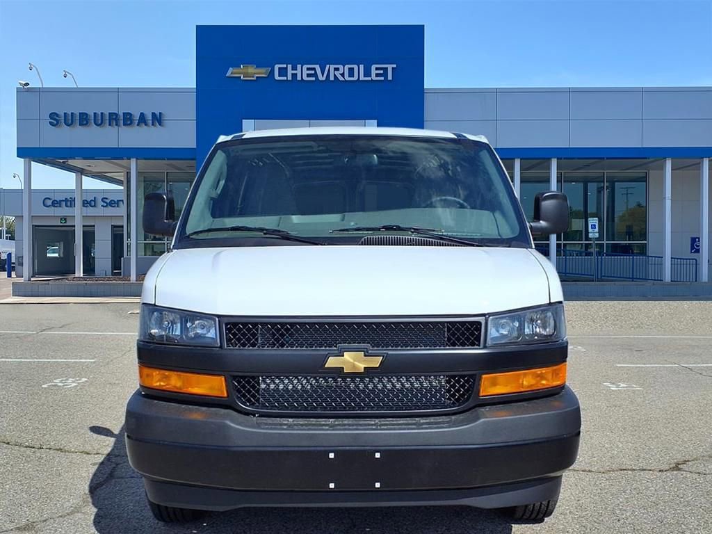New 2026 Chevrolet Express 2500 Extended w/ Driver Convenience Package video 2