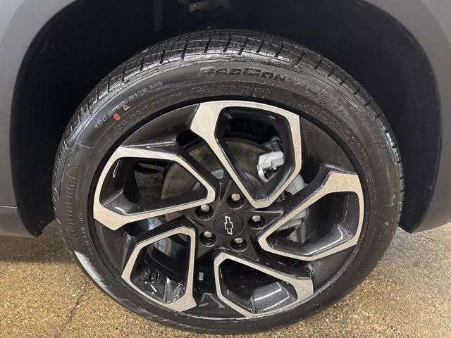 New 2026 Chevrolet Trax RS w/ Sunroof Package image 9