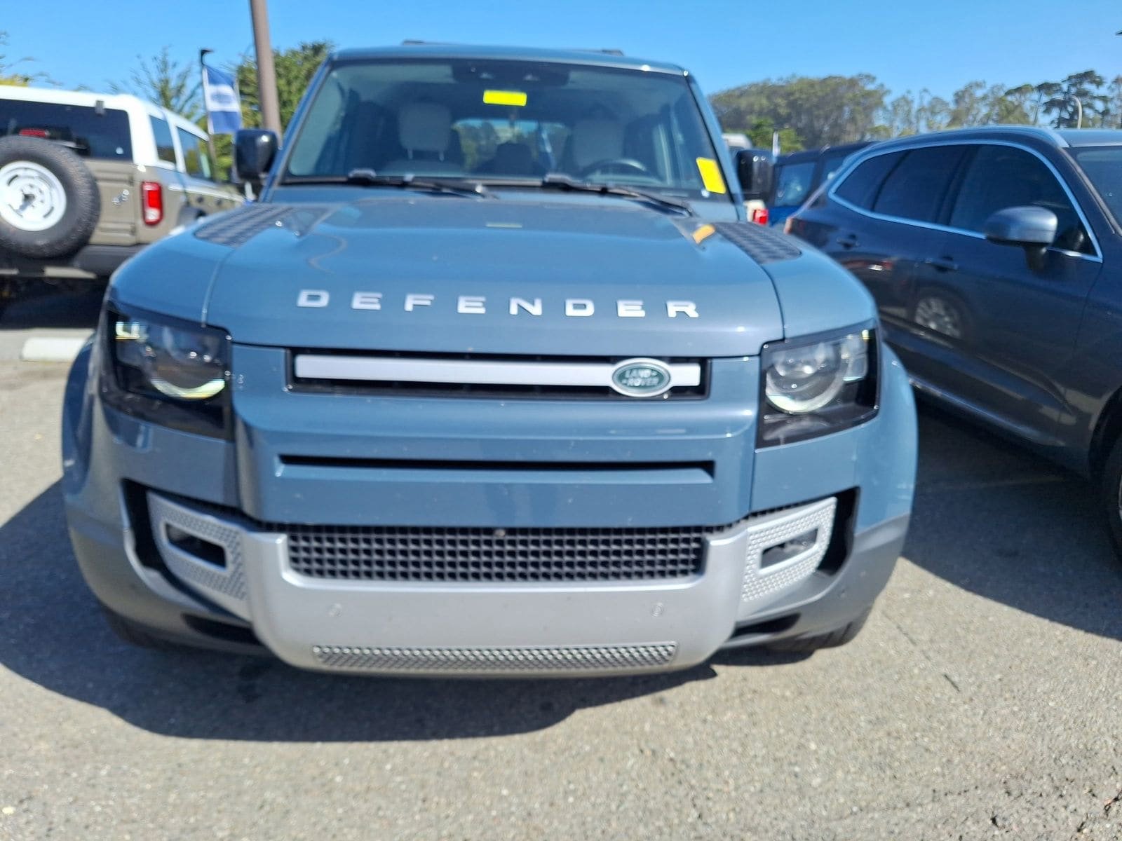 Used 2024 Land Rover Defender 110 S AWD/4WD image 2
