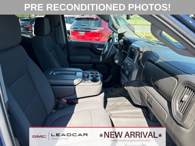 Used 2020 Chevrolet Silverado 1500 Custom w/ Custom Value Package AWD/4WD image 12