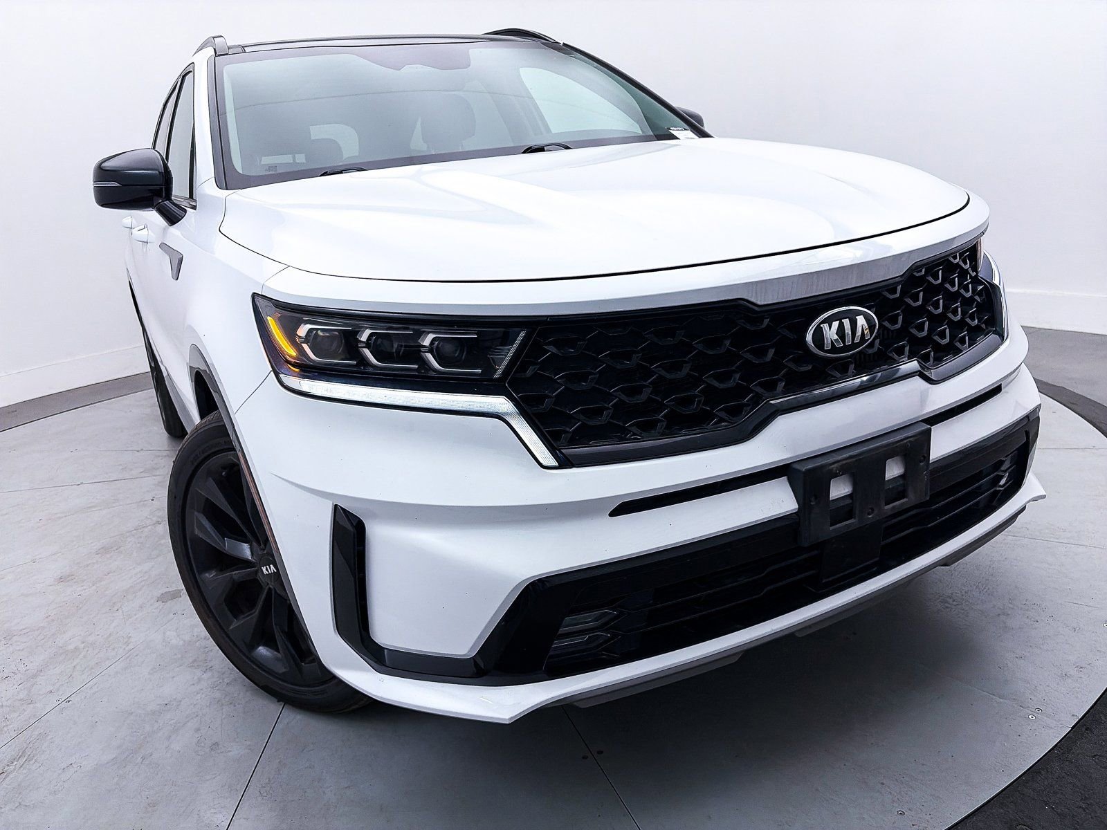 Used 2021 Kia Sorento SX image 3