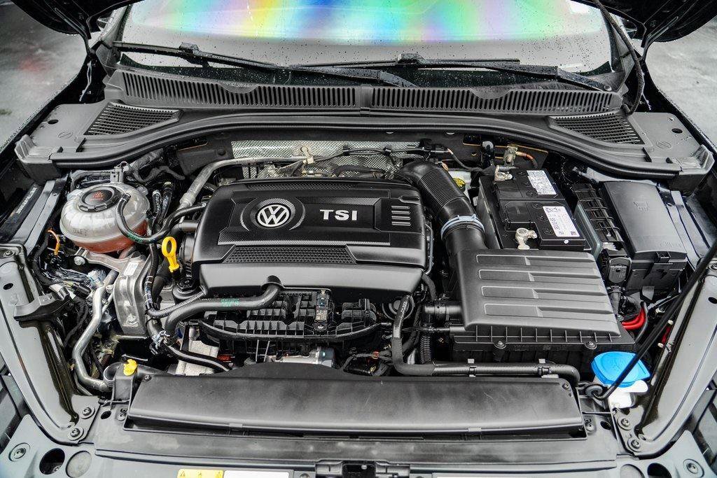 Used 2019 Volkswagen Jetta GLI image 29