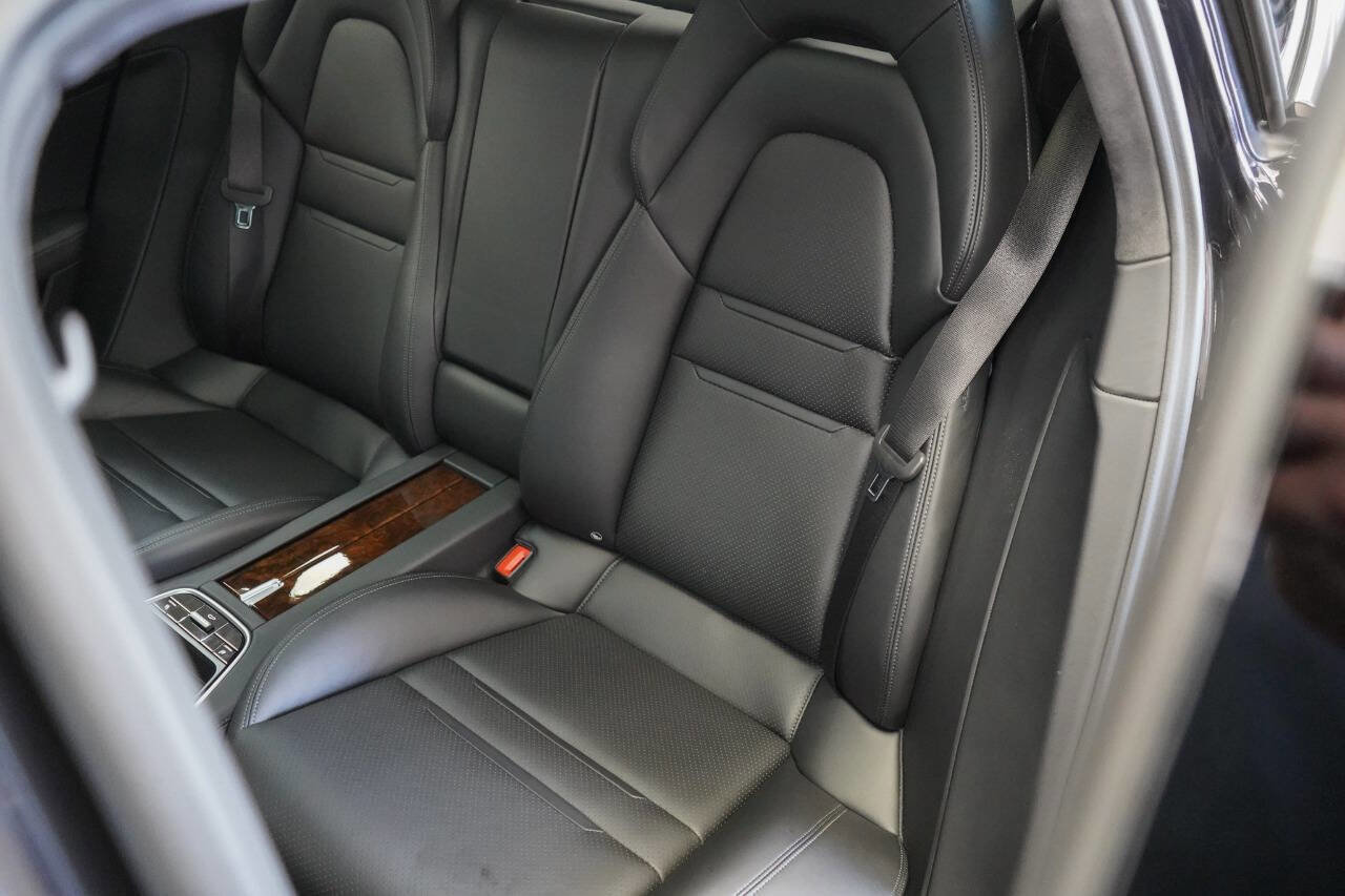 Used 2023 Porsche Panamera Turbo S image 72