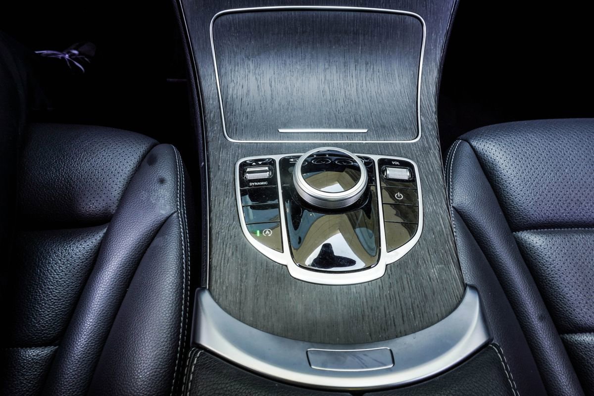 Used 2020 Mercedes-Benz C 300 Sedan image 20