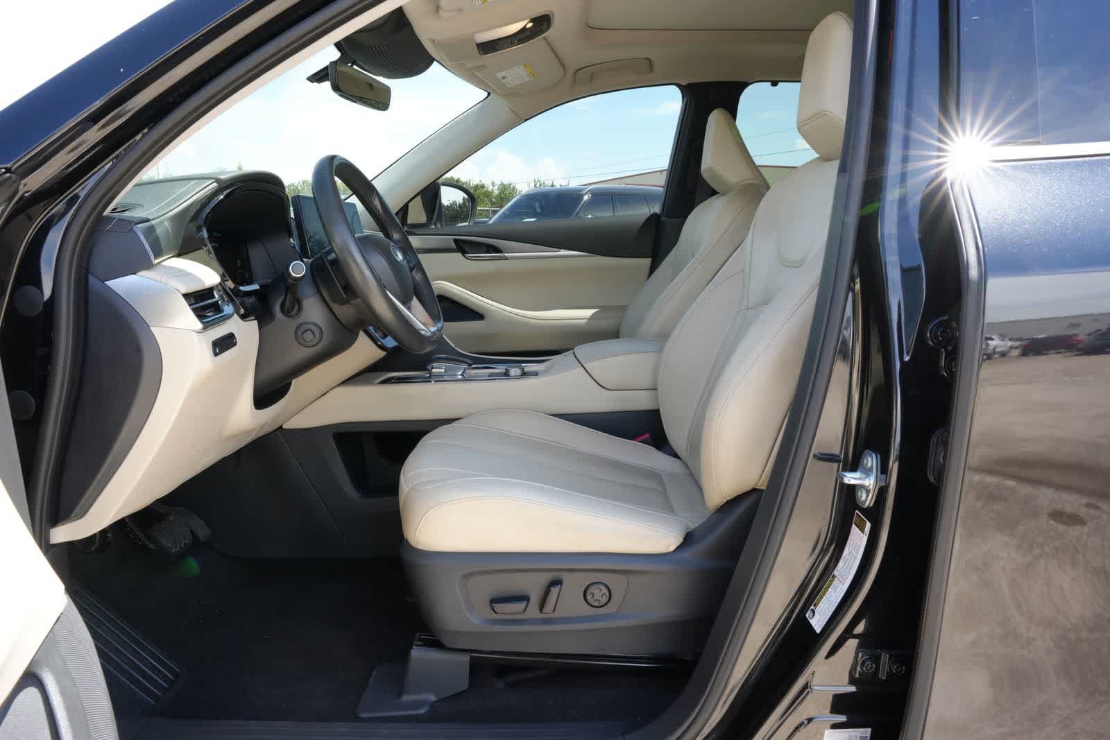 Certified 2024 INFINITI QX60 Luxe FWD image 17