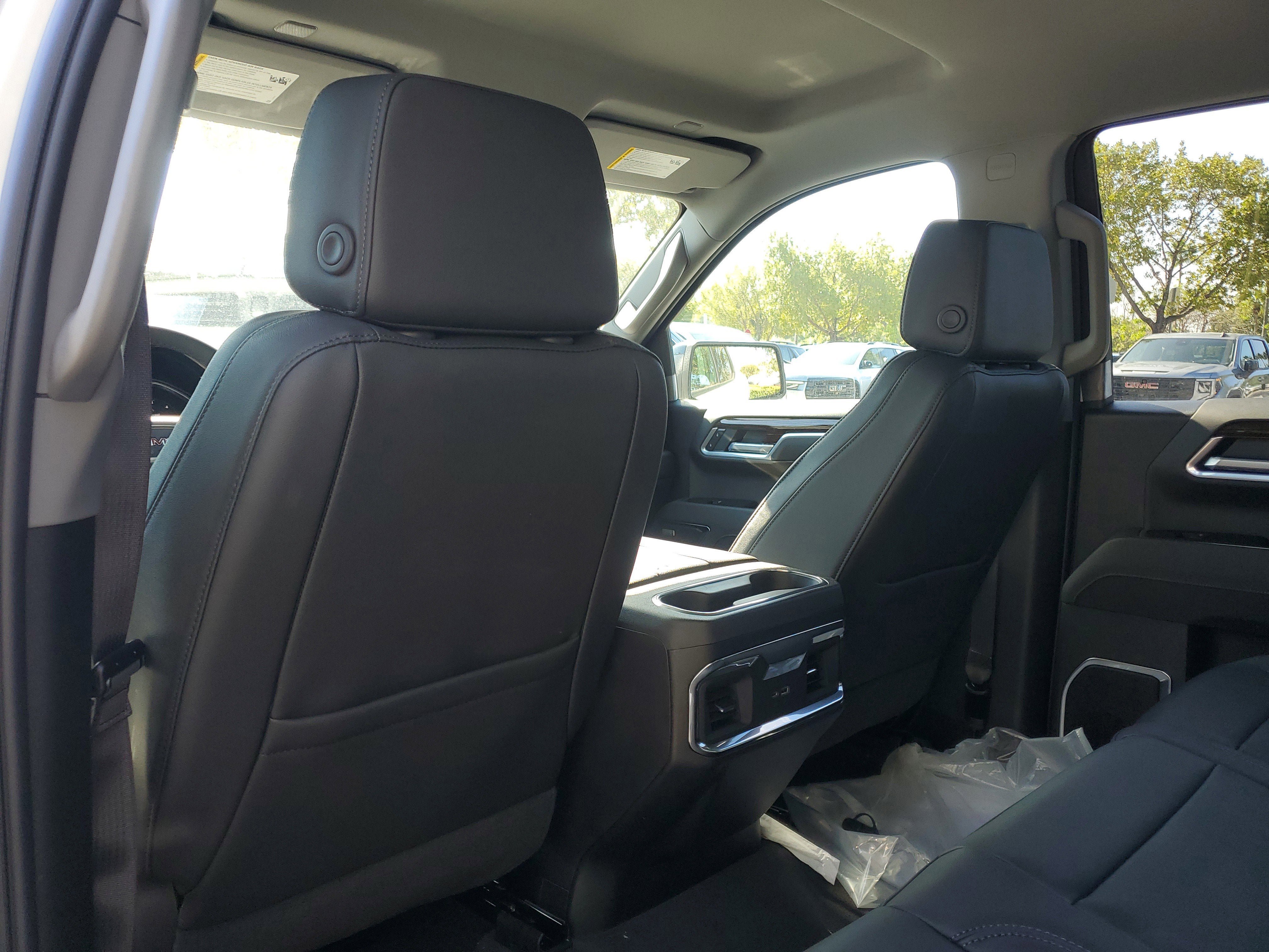 New 2026 GMC Sierra 1500 Elevation w/ Elevation Premium Package image 8