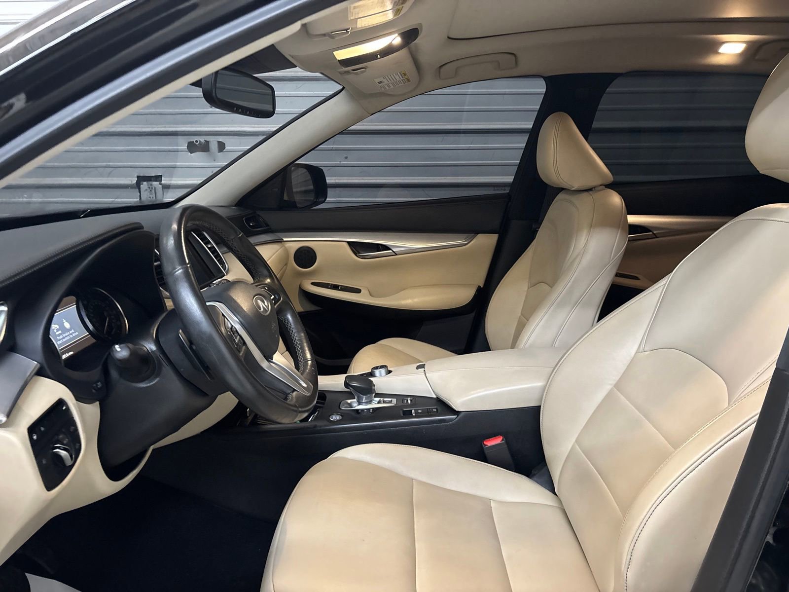 Used 2021 INFINITI QX50 Luxe image 10