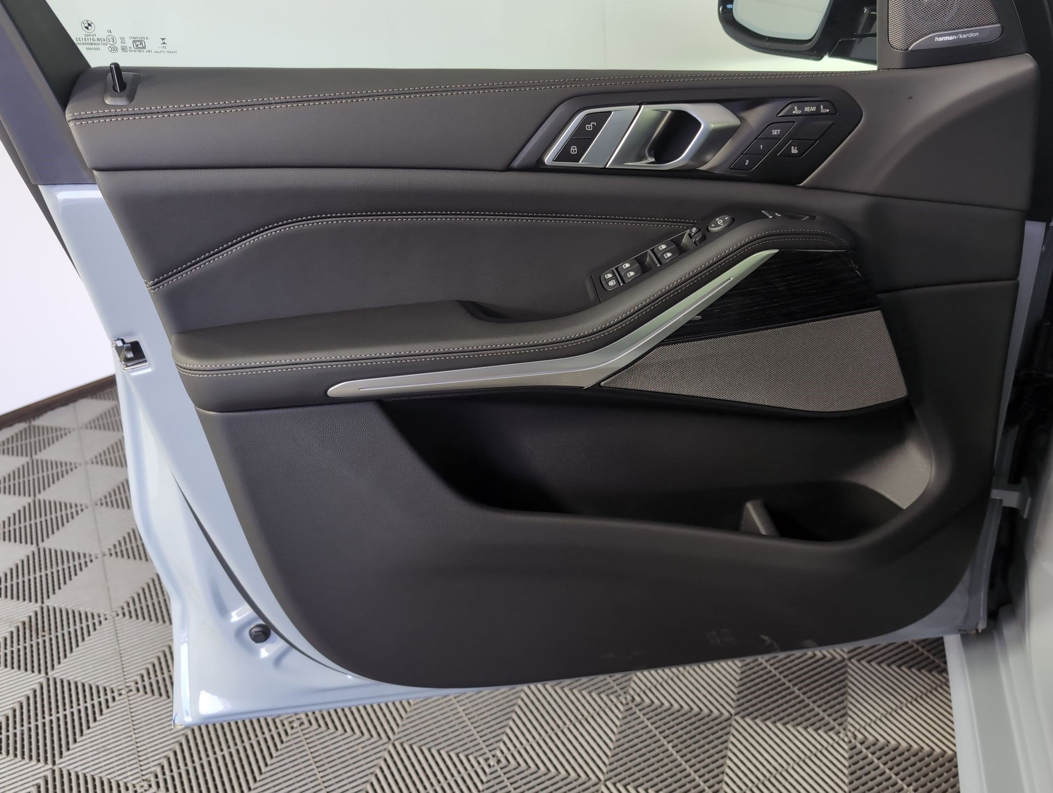 New 2026 BMW X7 xDrive40i w/ M Sport Package image 10