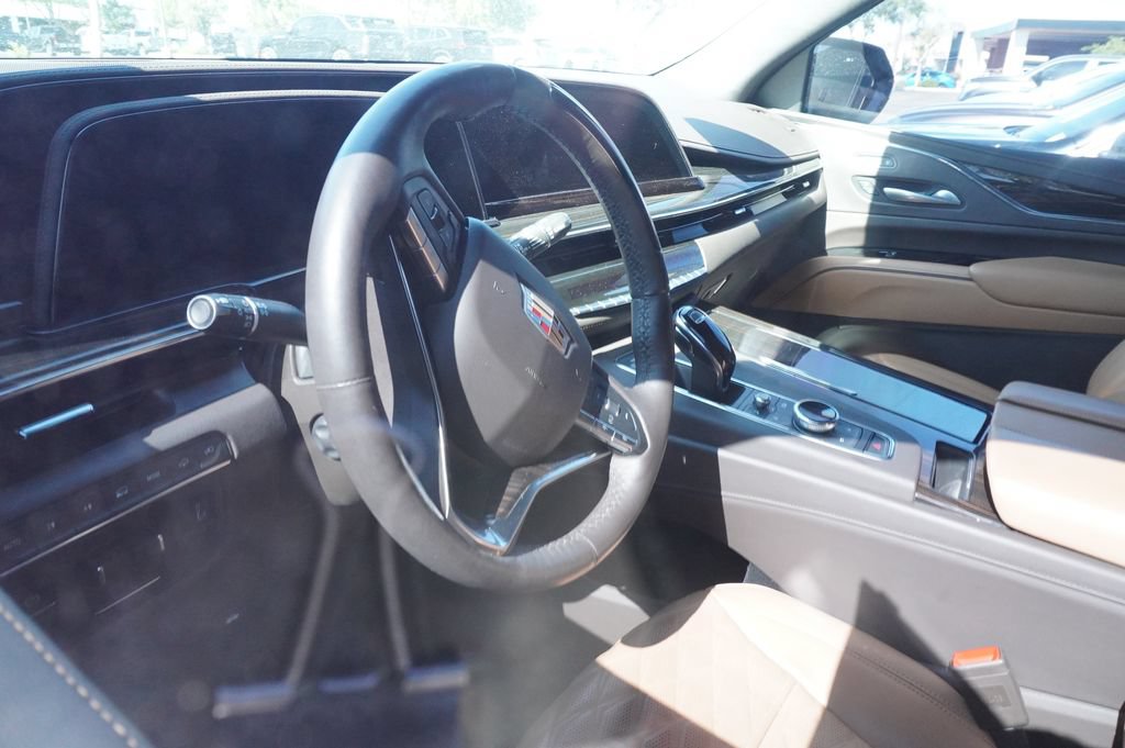 Certified 2024 Cadillac Escalade Sport w/ Touring Package AWD/4WD image 13