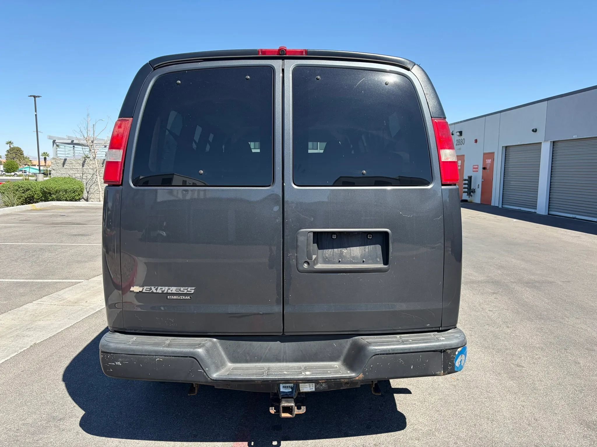 Used 2016 Chevrolet Express 2500 LS RWD image 8