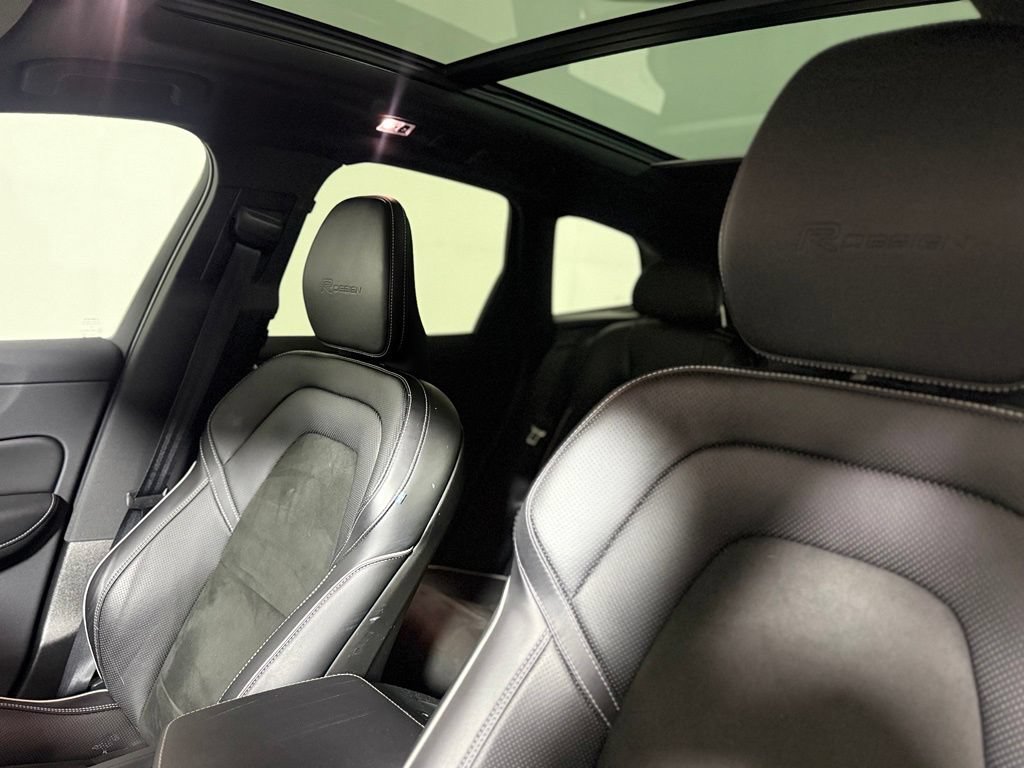 Used 2019 Volvo XC60 T5 R-Design AWD/4WD image 21