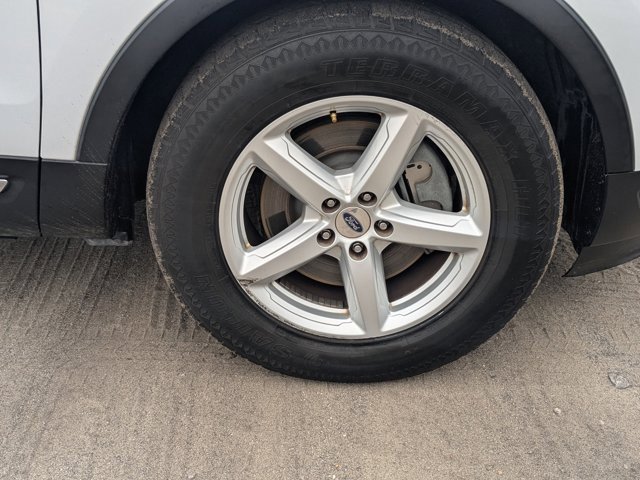 Used 2019 Ford Explorer XLT w/ Equipment Group 201A image 11