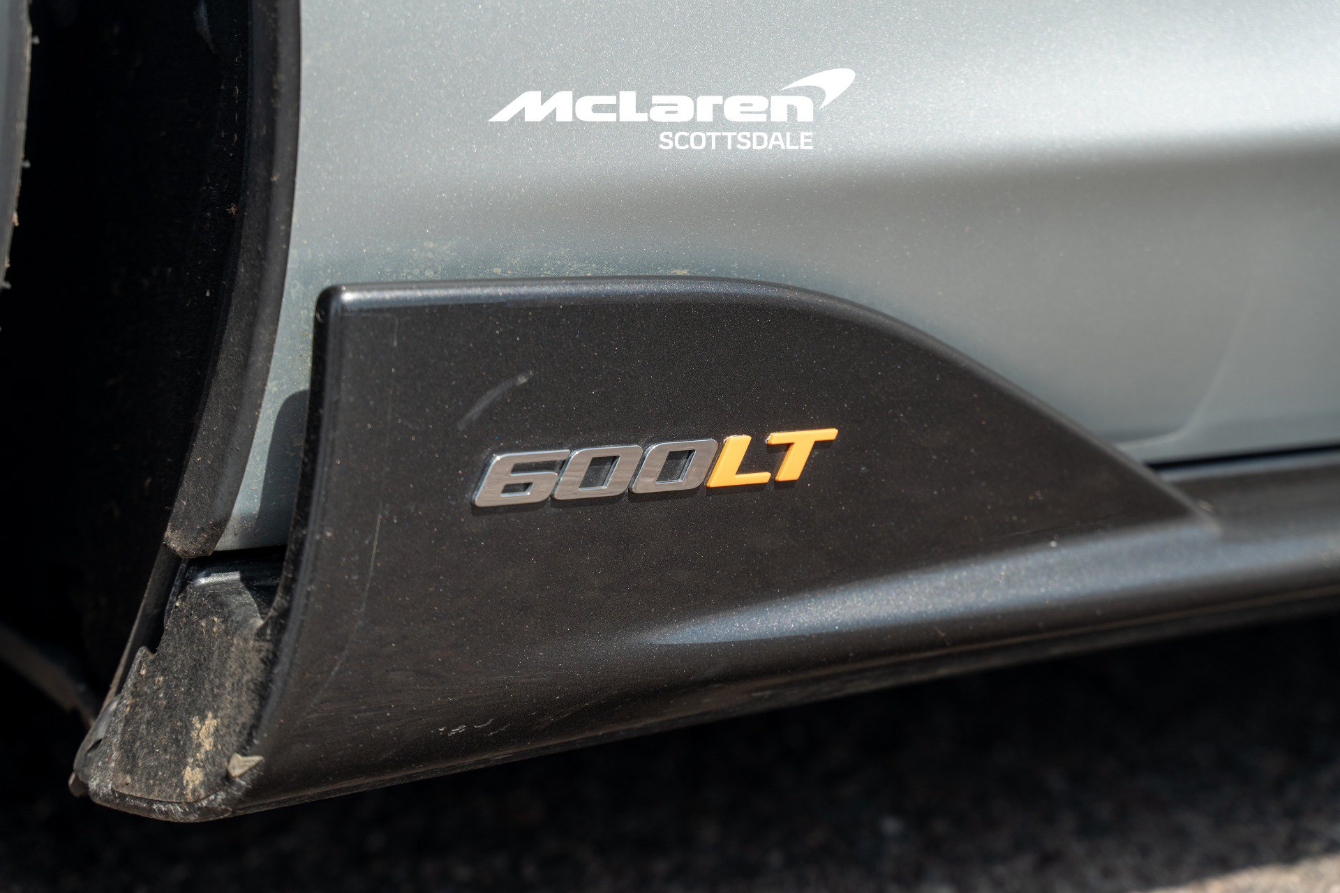 Used 2020 McLaren 600LT Spider RWD image 23