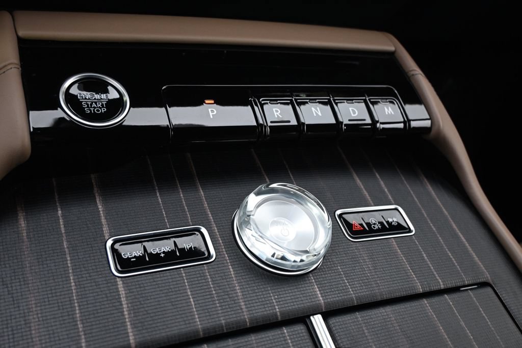 New 2026 Lincoln Navigator L Black Label AWD/4WD image 30