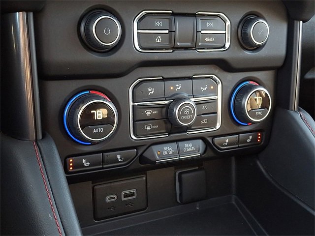 Used 2024 Chevrolet Tahoe RST w/ Luxury Package image 17