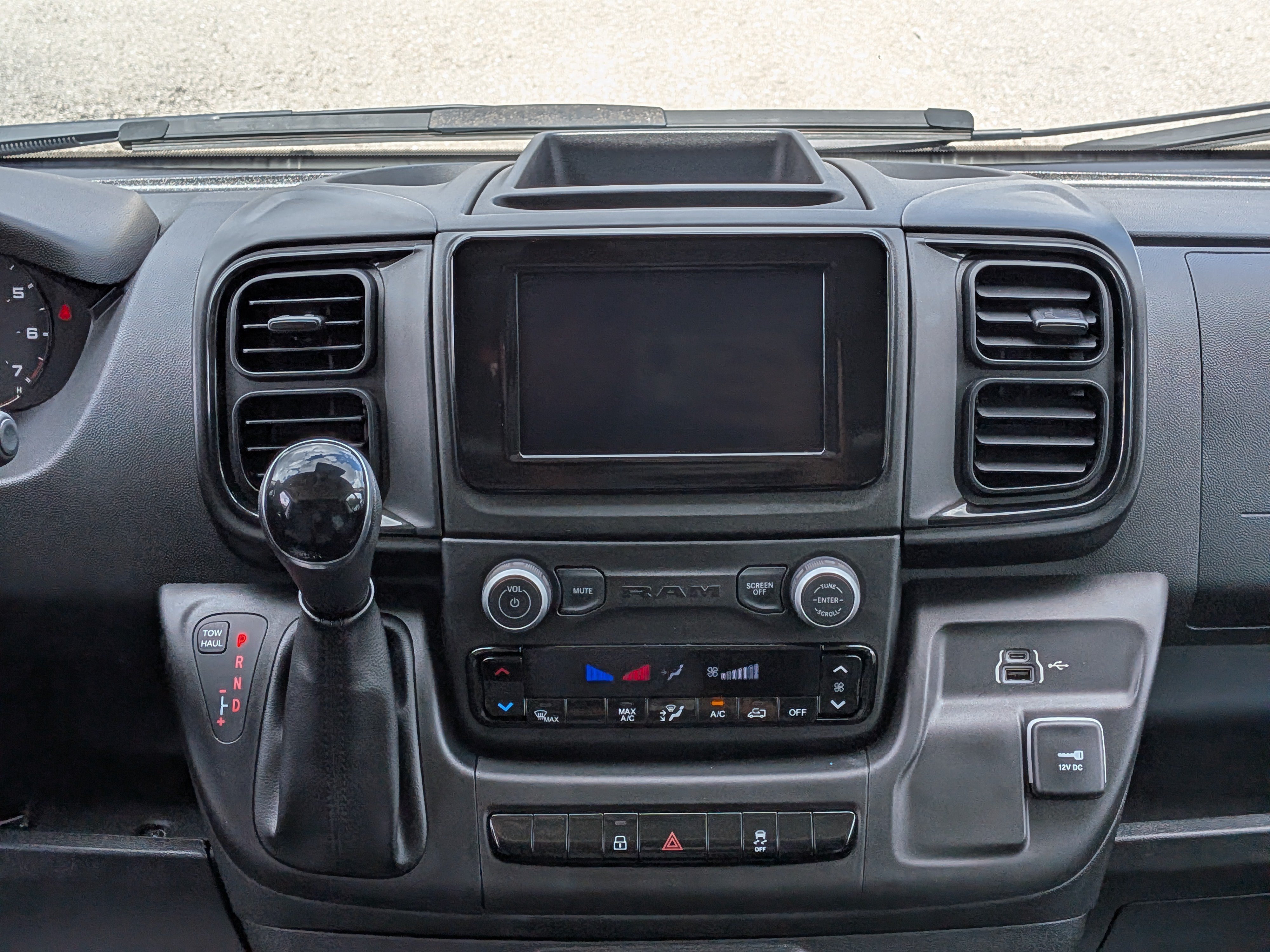 Used 2025 RAM ProMaster 1500 FWD image 18