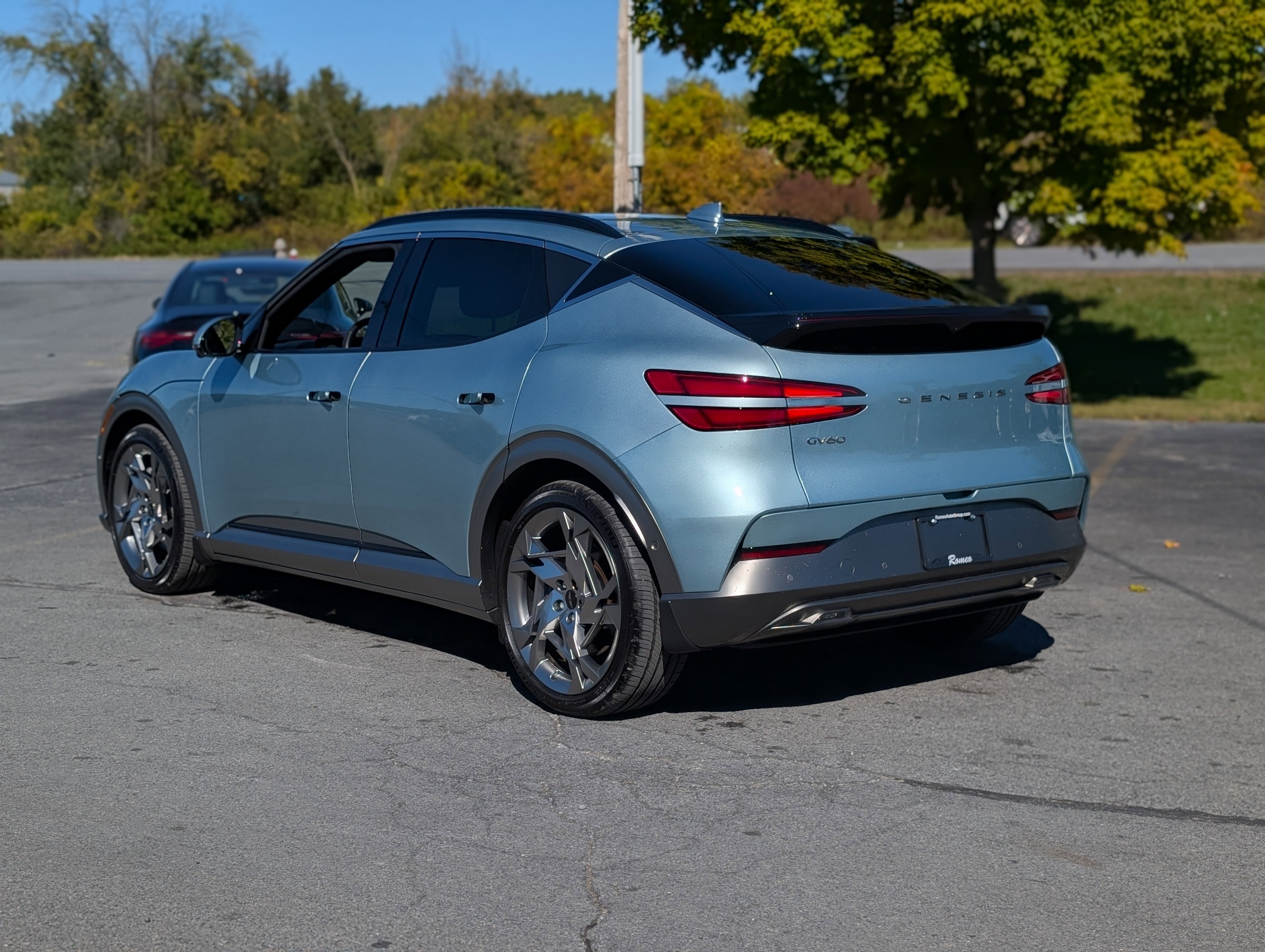 Used 2023 Genesis GV60 Performance image 10