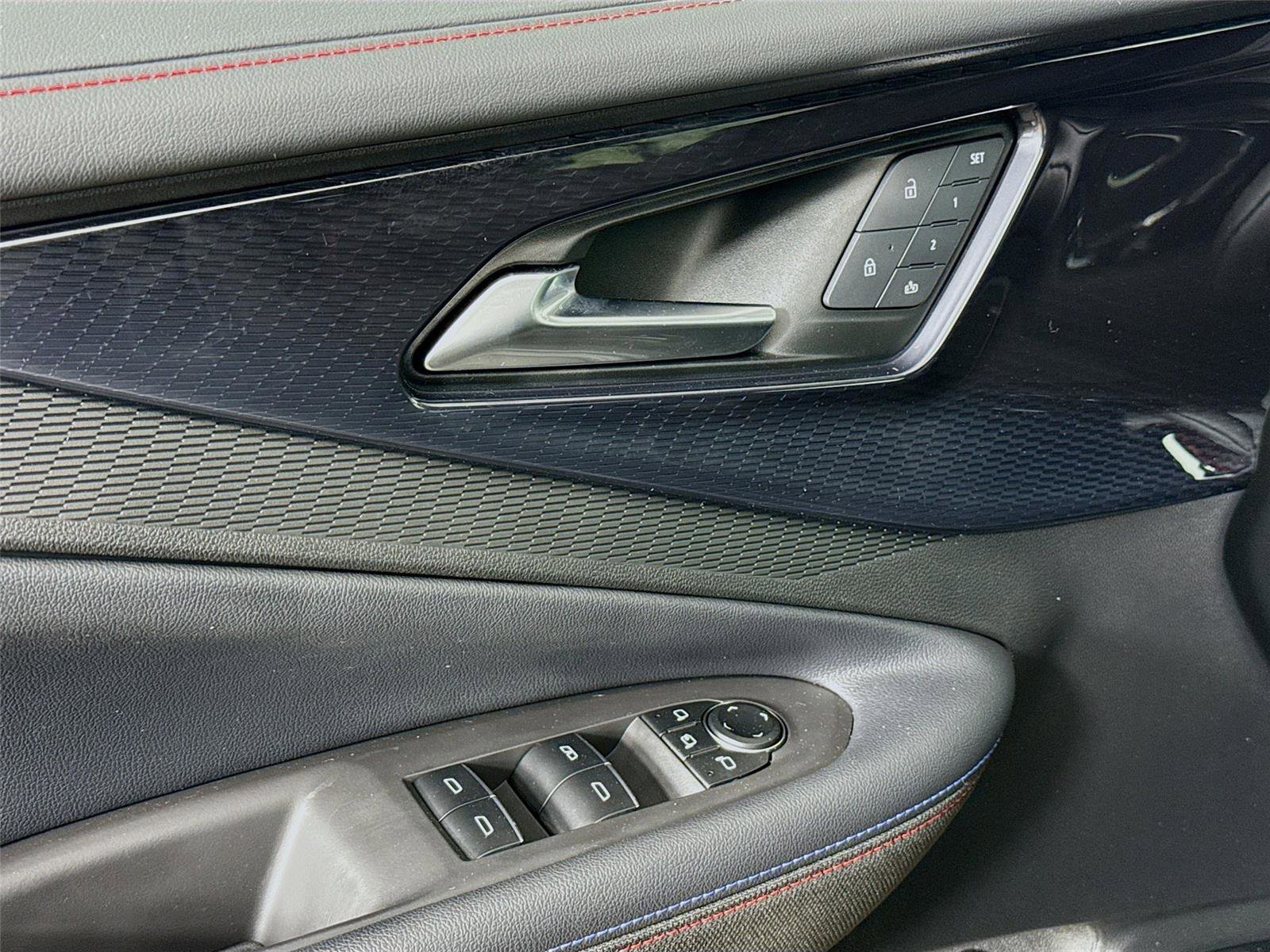 Used 2025 Chevrolet Blazer EV RS image 18