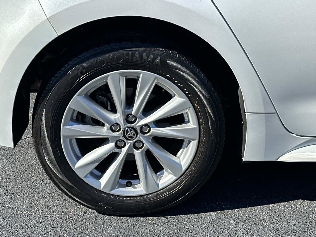 Used 2024 Toyota Corolla SE FWD image 9