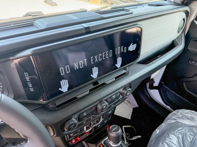 New 2026 Jeep Gladiator Sport AWD/4WD image 21