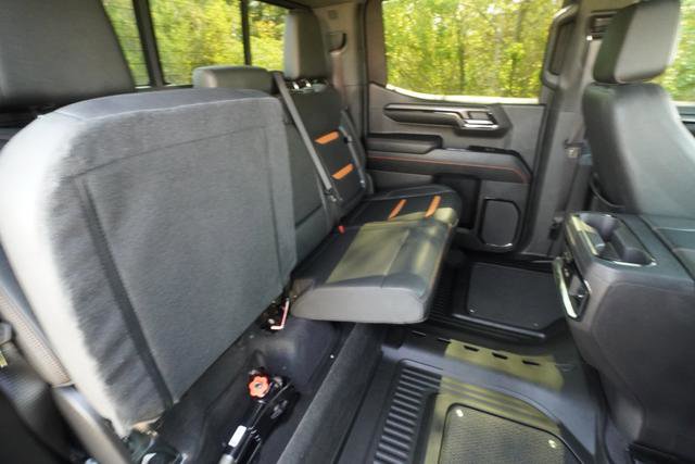 Used 2023 GMC Sierra 1500 AT4 w/ AT4 Premium Package image 31