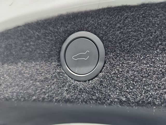 Used 2025 Tesla Model 3 Long Range image 14