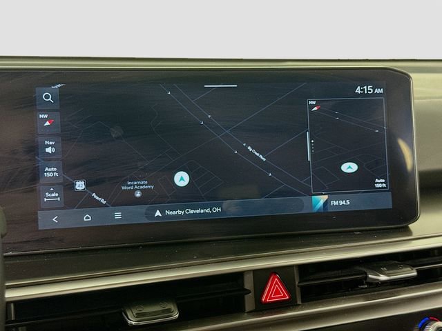 Used 2024 Kia Sorento S image 13