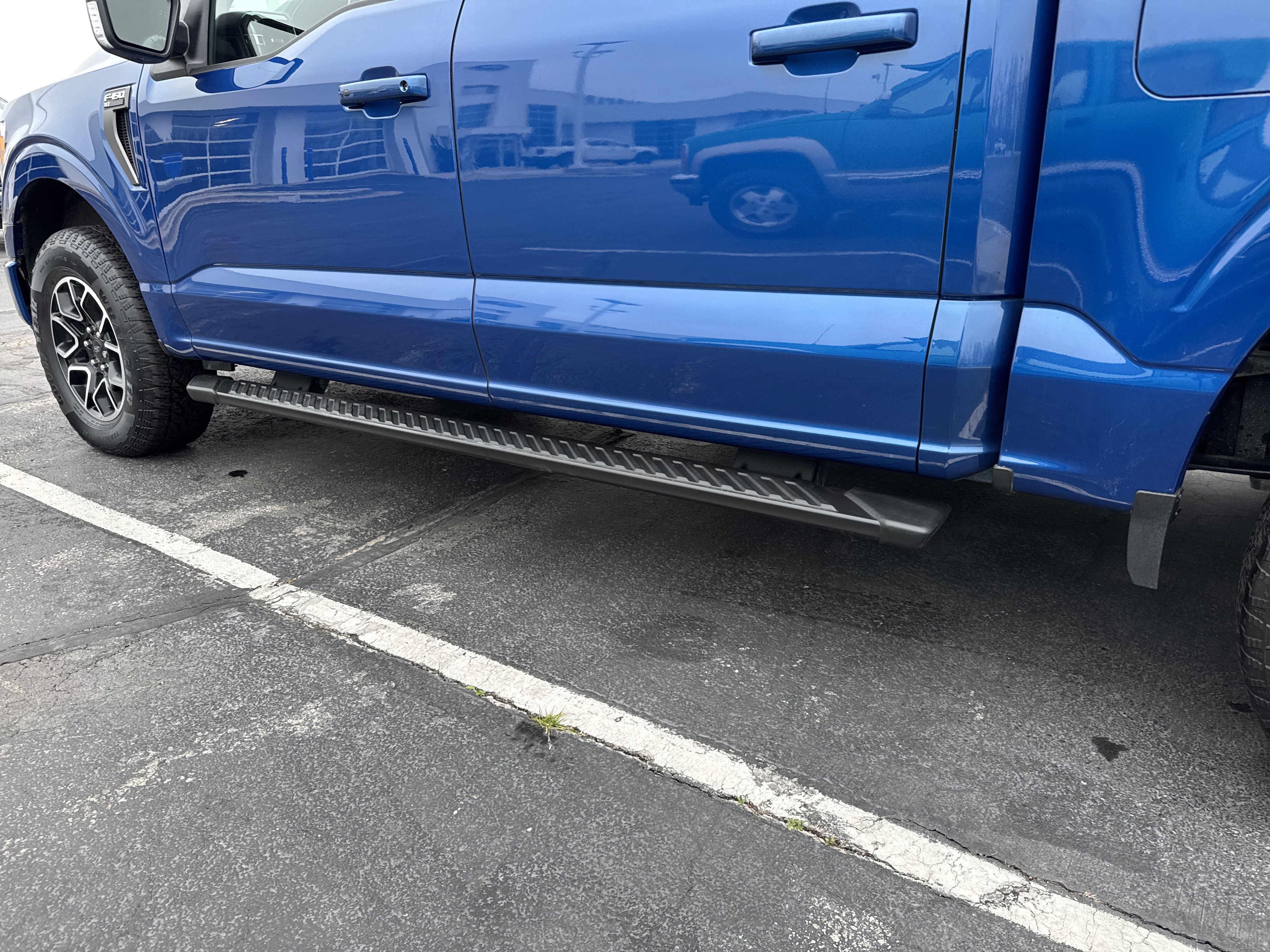 Used 2022 Ford F150 XLT w/ Equipment Group 302A High image 10