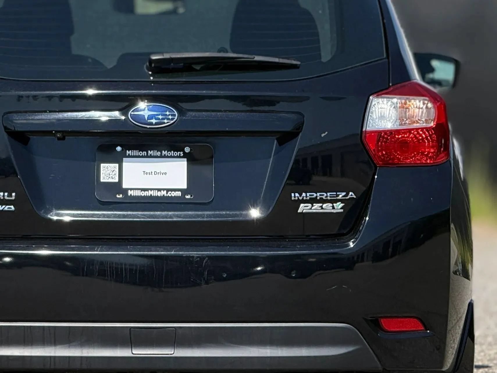 Used 2015 Subaru Impreza 2.0i Premium AWD/4WD image 14