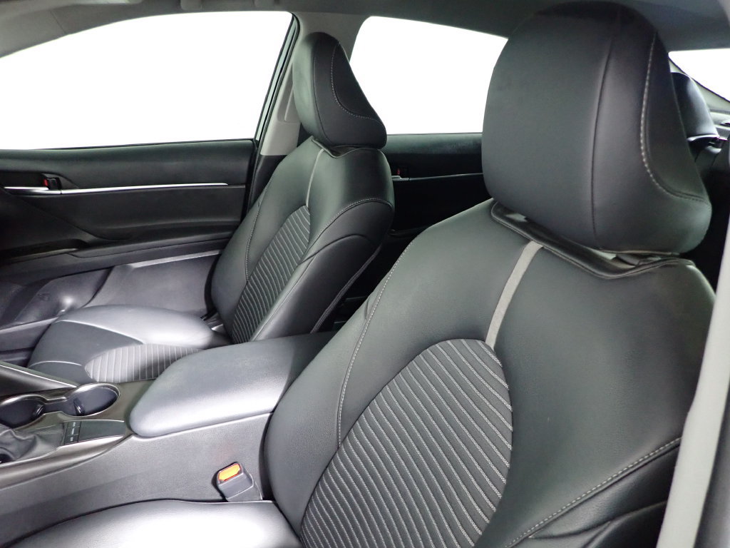 Used 2022 Toyota Camry SE w/ Convenience Package FWD image 20
