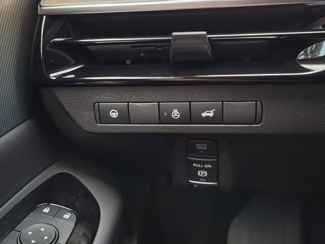 New 2025 Nissan Murano SL image 10