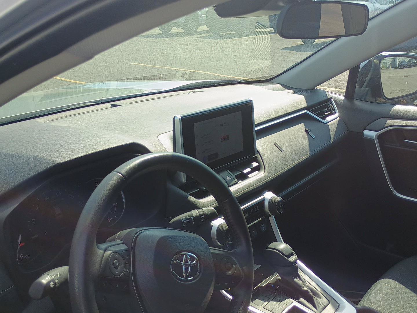 Certified 2024 Toyota RAV4 XLE w/ Convenience Package AWD/4WD image 4