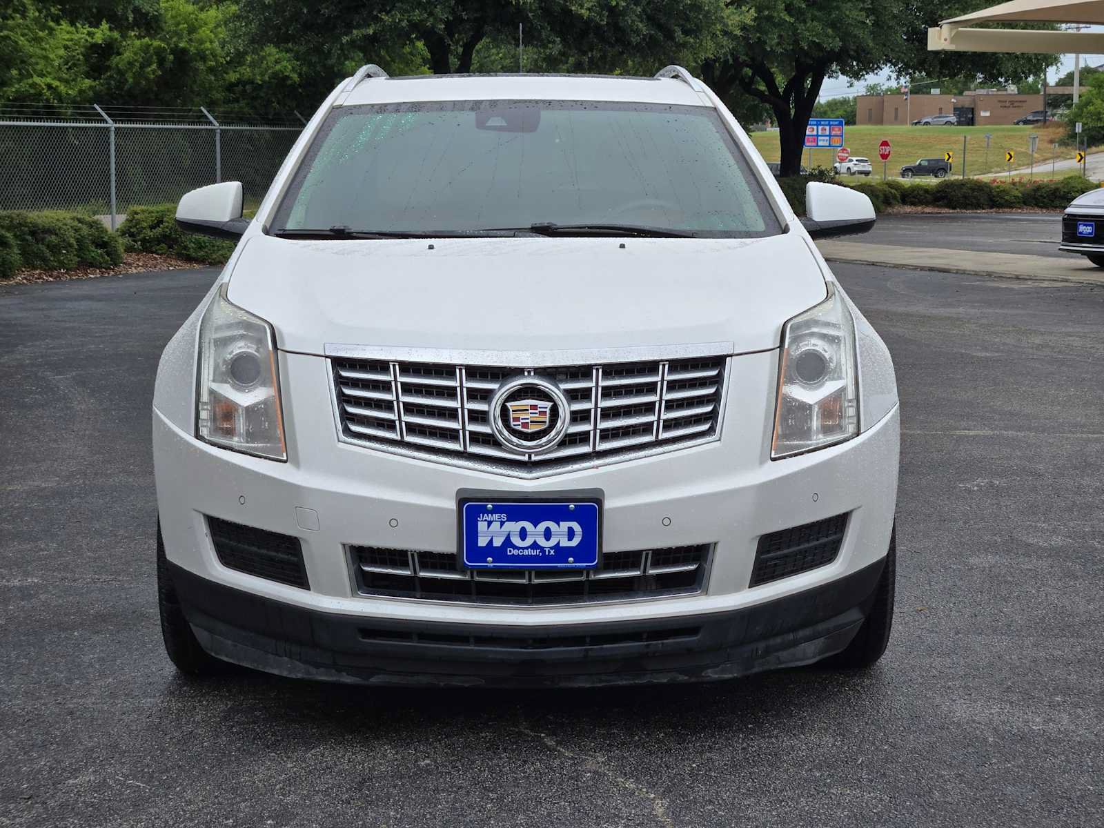 Used 2016 Cadillac SRX Luxury w/ Driver Awareness Package AWD/4WD image 2