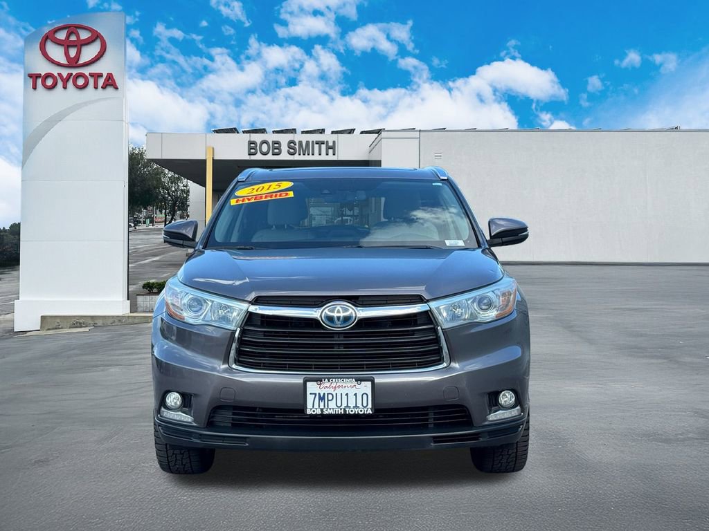 Used 2015 Toyota Highlander Limited Platinum video 2