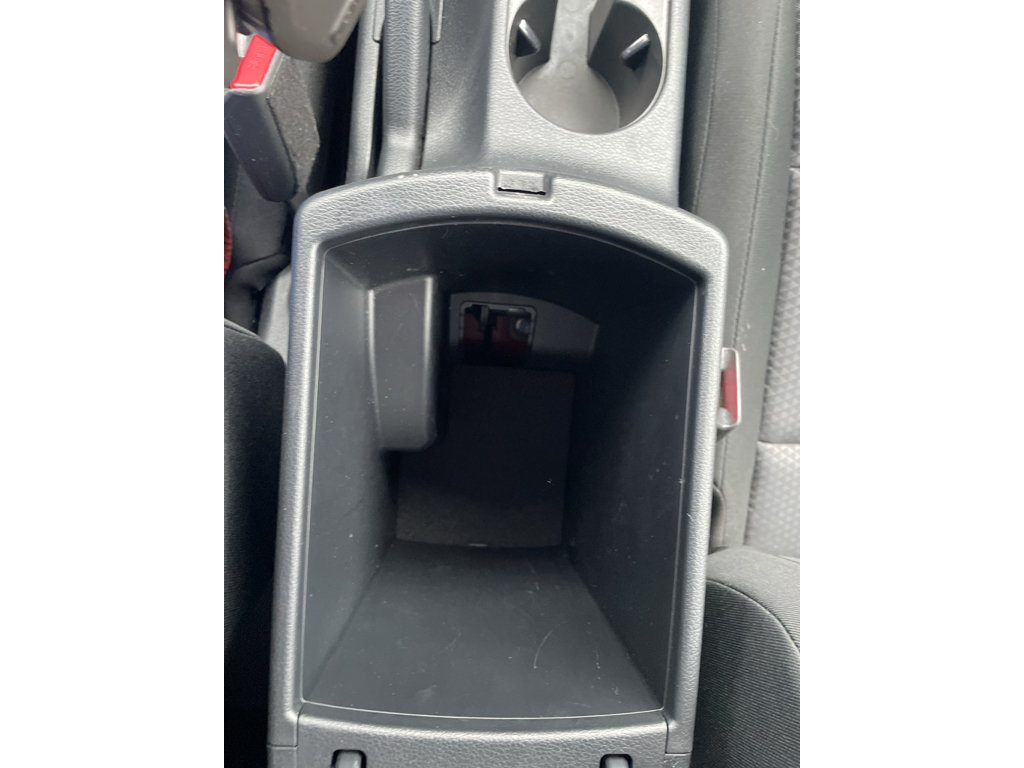 Used 2025 Kia Soul LX w/ LX Technology Package FWD image 17