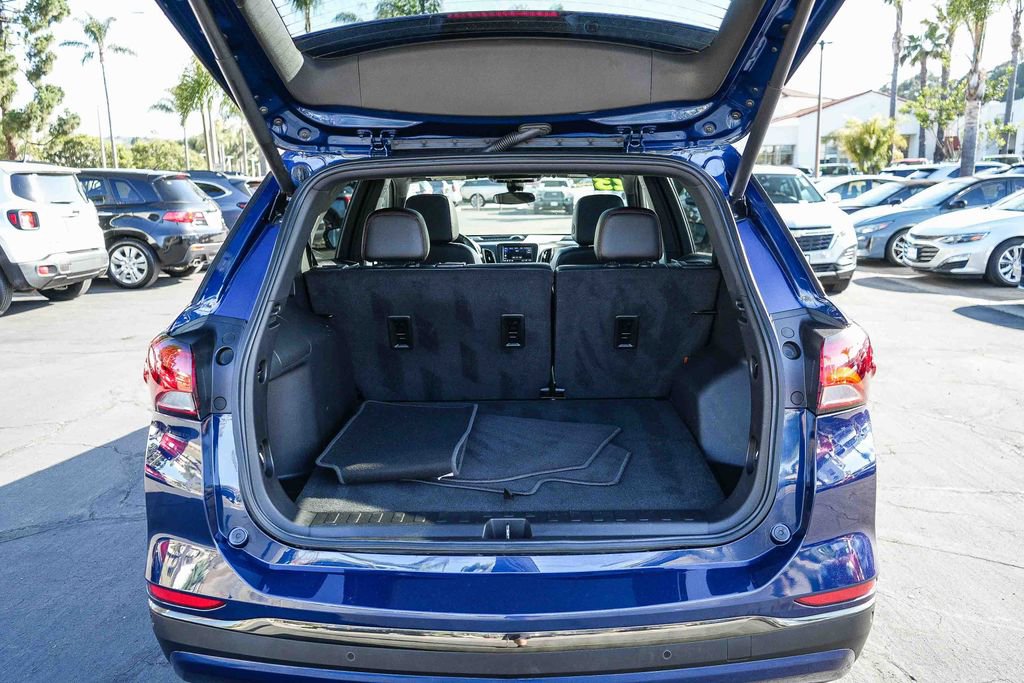 Used 2023 Chevrolet Equinox RS AWD/4WD image 25