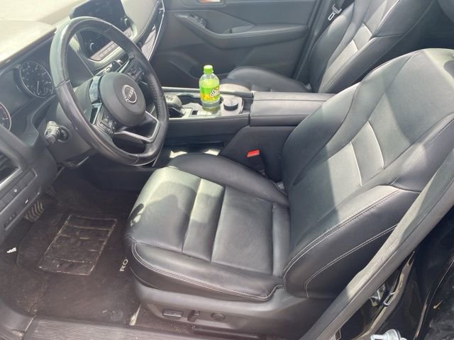 Used 2022 Nissan Rogue SL w/ SL Premium Package image 12