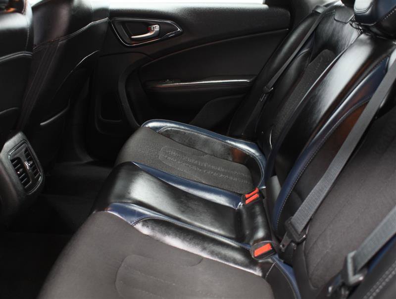 Used 2015 Chrysler 200 S w/ Navigation & Sound Group I FWD image 16