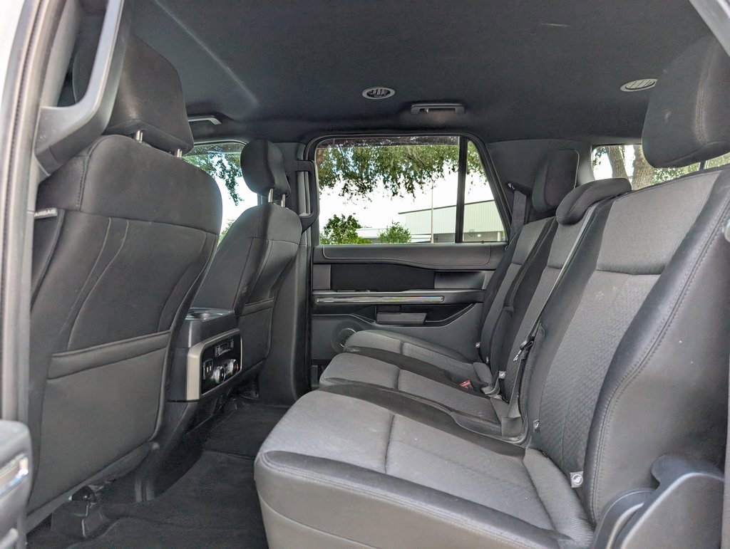 Used 2020 Ford Expedition Max XLT image 17