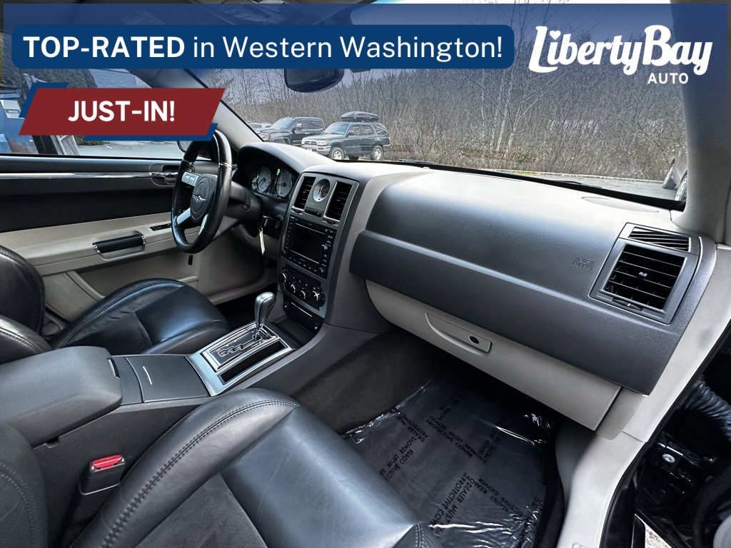 Used 2006 Chrysler 300 SRT8 w/ SRT Option Group II image 12