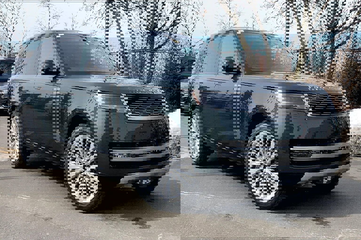 New 2026 Land Rover Range Rover SE image 2