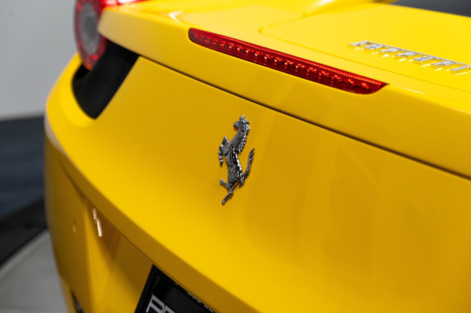 Used 2010 Ferrari 458 Italia Coupe RWD image 42