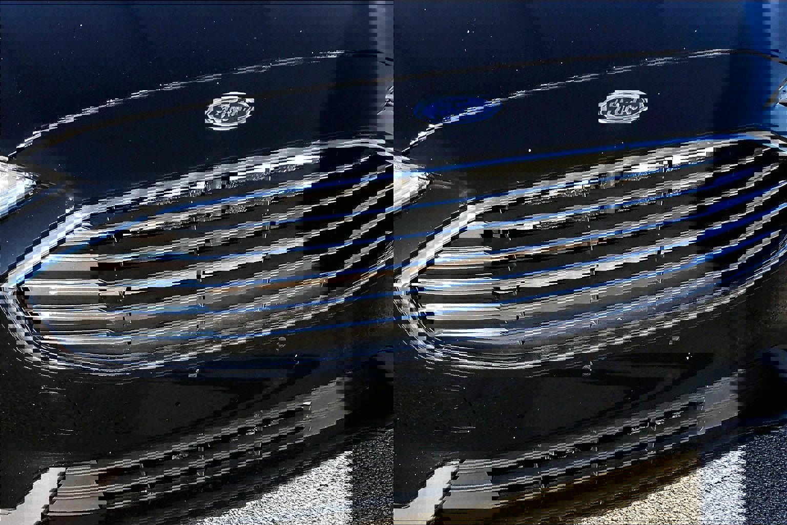 Used 2020 Ford Fusion SE image 31