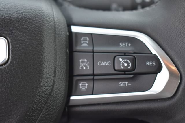 Used 2025 Jeep Compass Limited AWD/4WD image 28