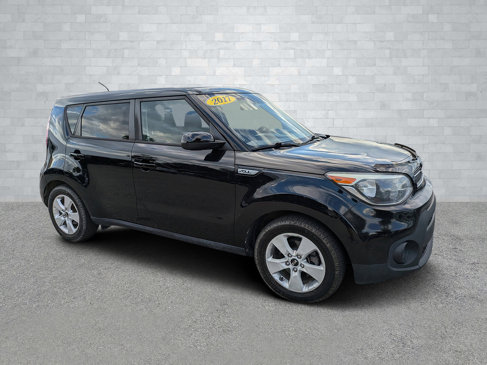 Used 2017 Kia Soul w/ Convenience Package